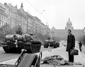 Čehoslovačka, Varšavski pakt