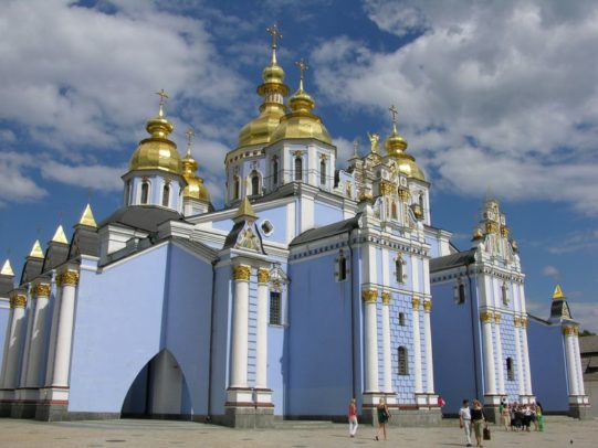 Ukrajina, crkva